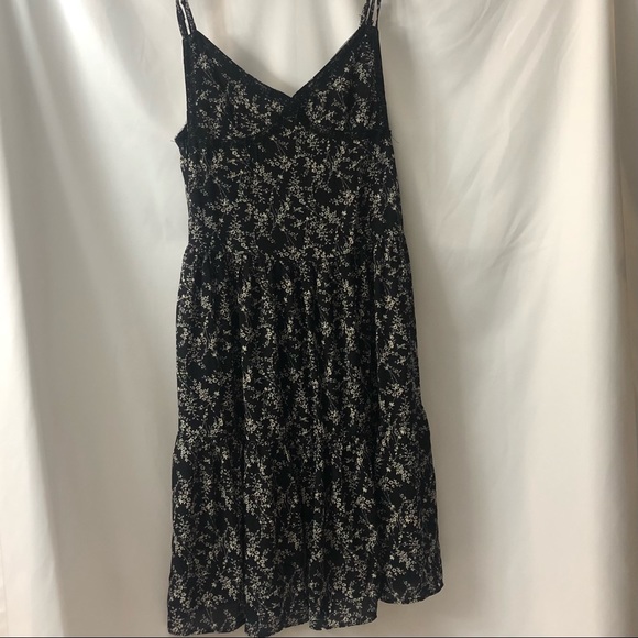 Floral backless dress - Picture 4 of 8